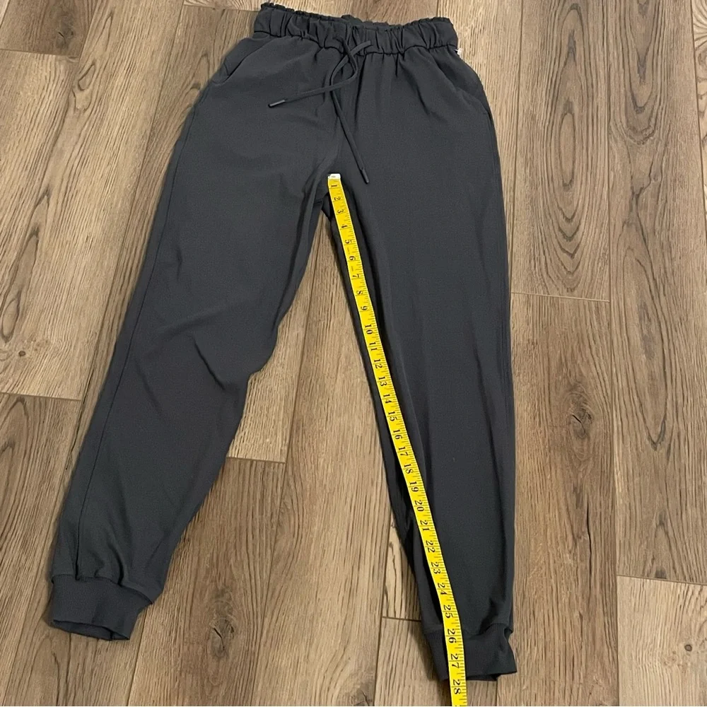 Lululemon Stretch Luxtreme‎ High Rise Jogger Pant